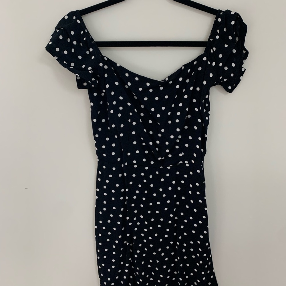 Black polka dot zip dress